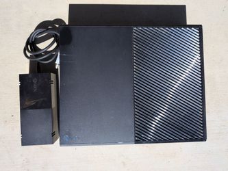 Xbox One Model 1540 Console w/ Power Brick #1