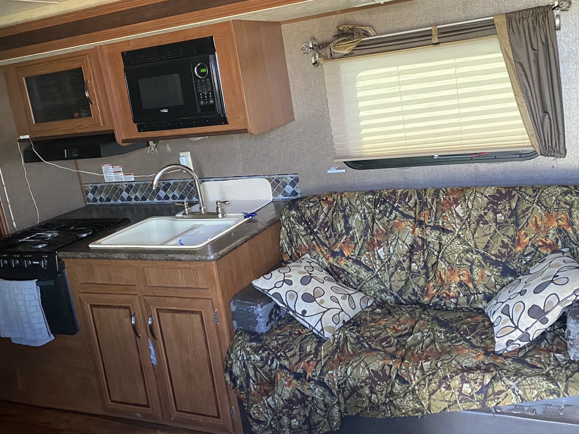 2015 Fores River Travel trailer
