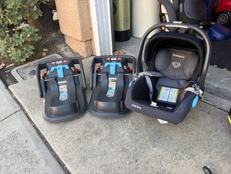 UPPAbaby Vista infant car seat with 2 bases