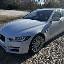 2017 Jaguar XE