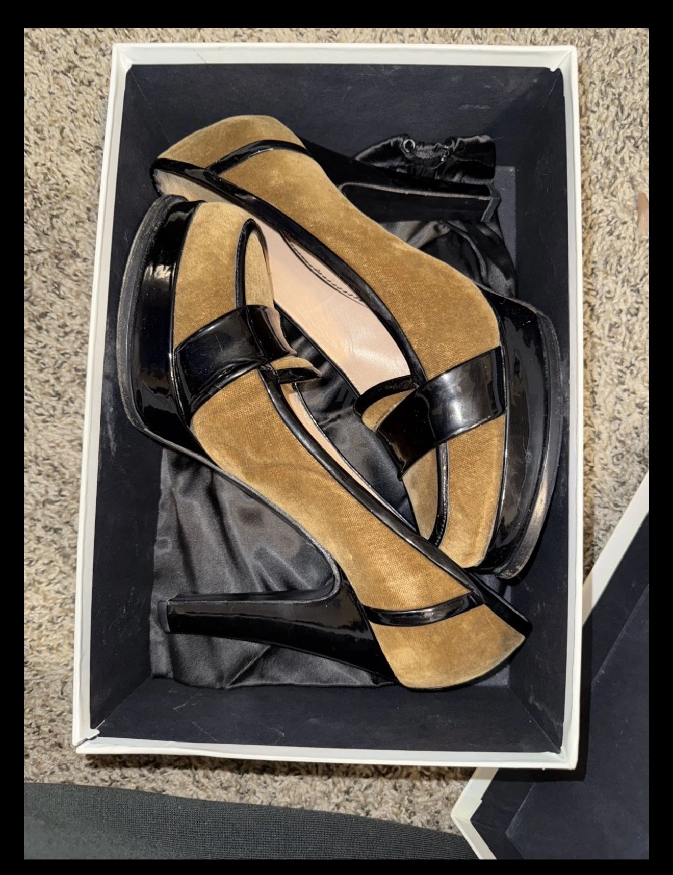 Suede and patent leather pumps, Yves Saint Laurent Rive Gauche
