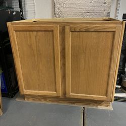 Vanity Cabinet Oak