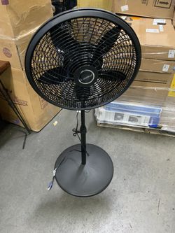 Lasko Oscillating Fan