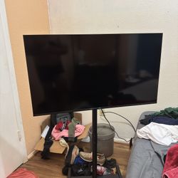 43 Inch Tv With A Stand 