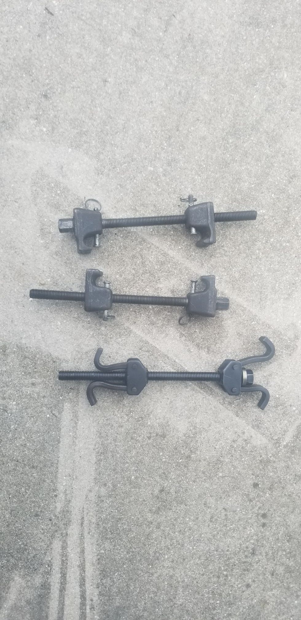 Coil compressor tool