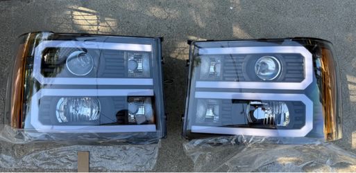 07-13 GMC Sierra Black Projector LED Headlights