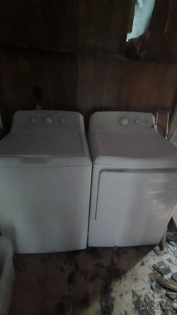 Hotpoint washer and dryer set