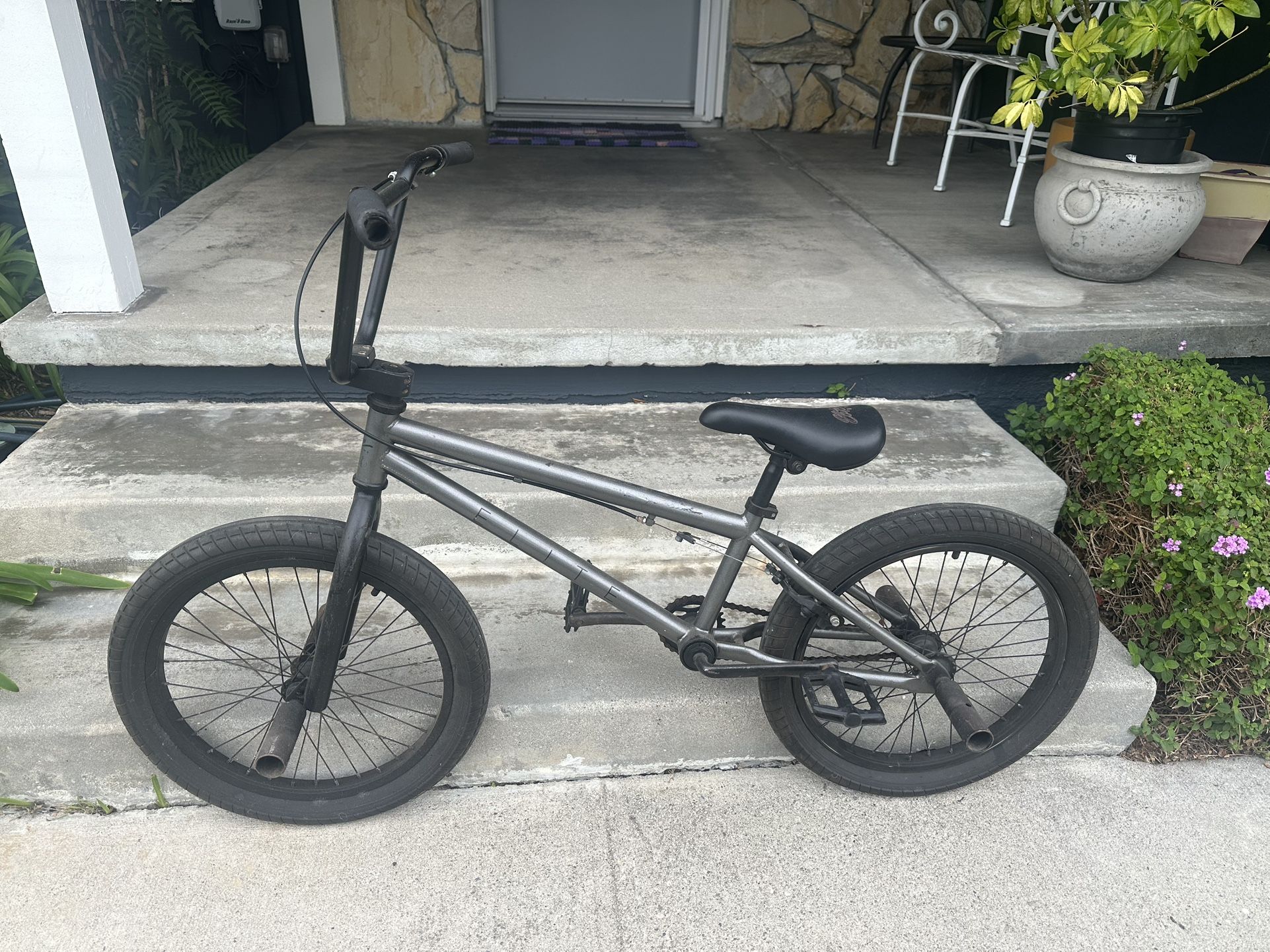 Elite BMX Bike