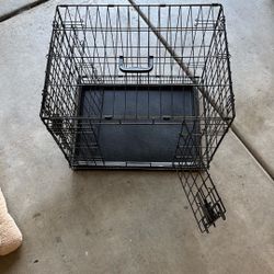 Dog Kennel/Crate