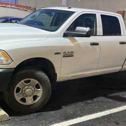 Dodge RAM 2500 Lamiere  $7500 Obo 