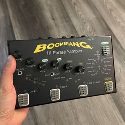 BOOMERANG III Guitar Looper Pedal + Reverb & Distortion Pedals