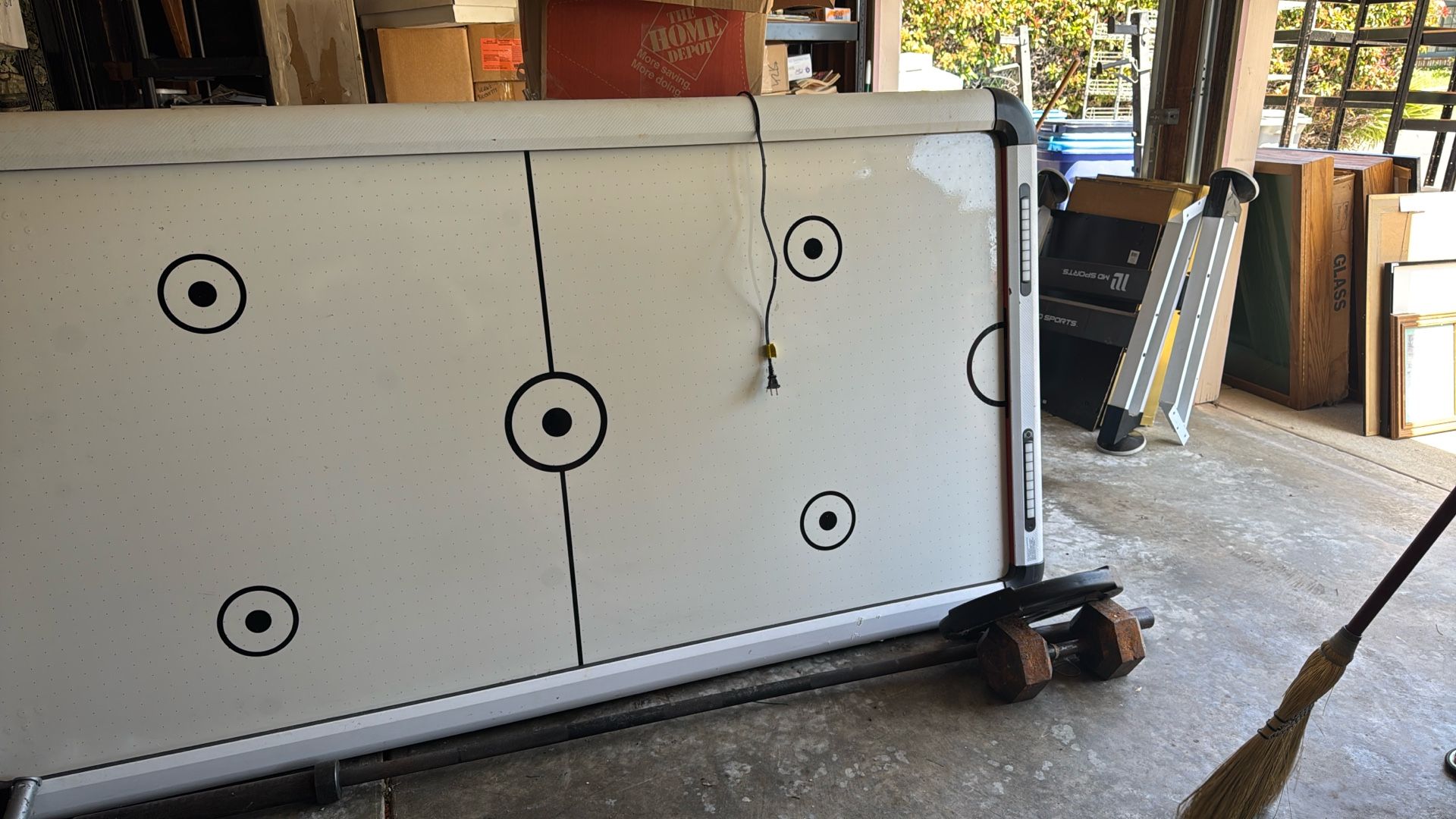 Air Hockey Table