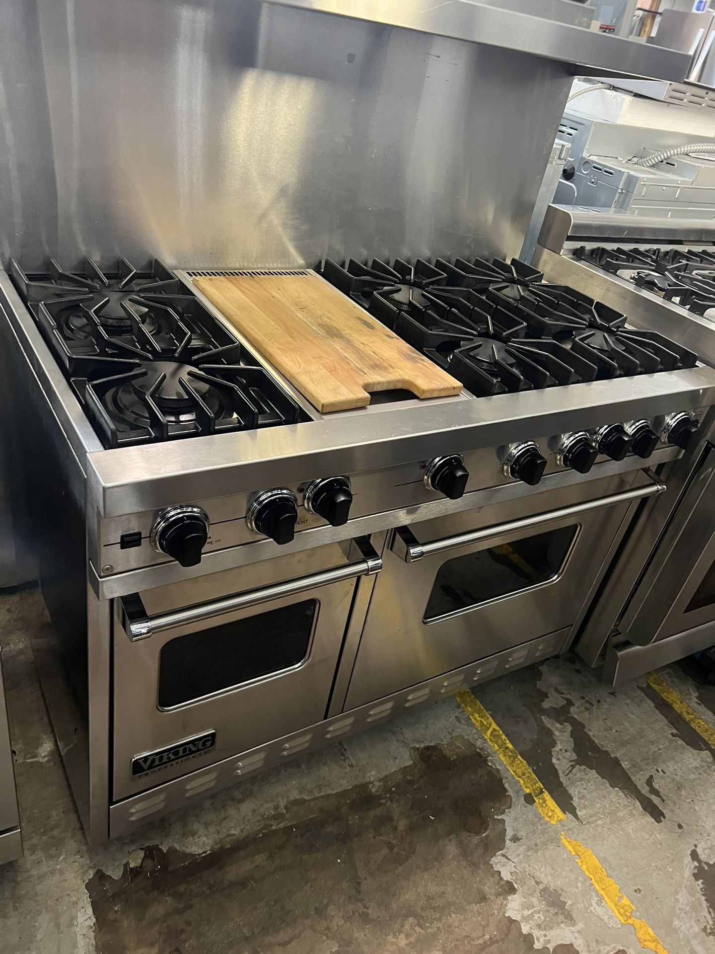 Viking 48” Gas Range Stainless Steel 2yr Warranty