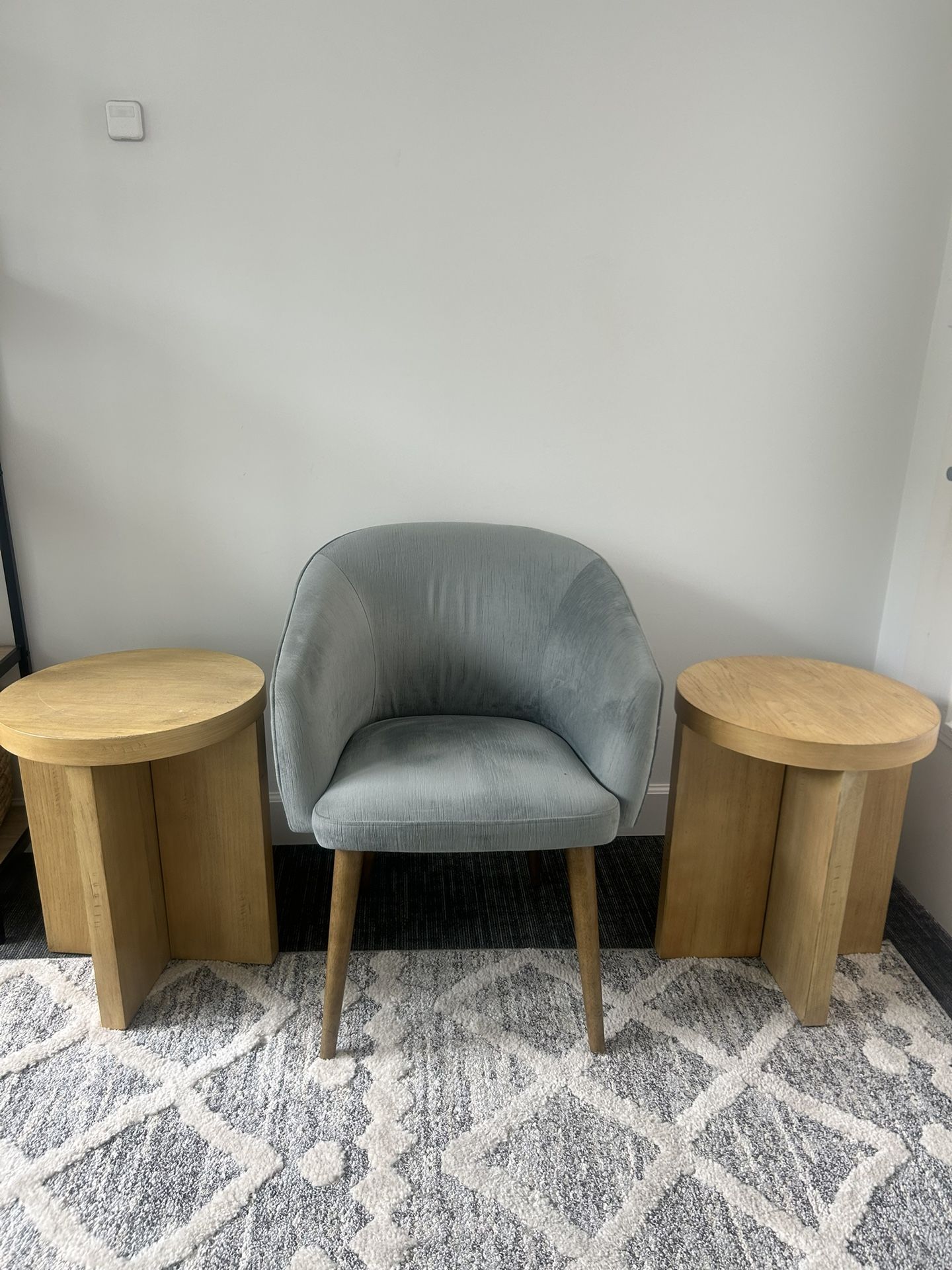 Set Of 2 Side Tables