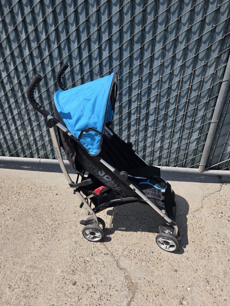 Stroller 