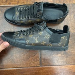 Lv Shoes Size 8