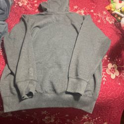 Carhartt hoodie size M