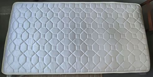 Twin size foam mattress