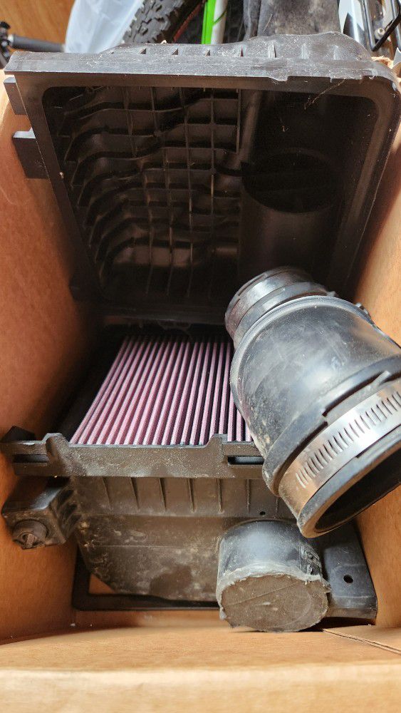 2010 Subaru Forester XT Stock Airbox