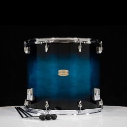 Yamaha Stage Custom 18x16 Deep Blue Sunburst And Protection Racket Case 