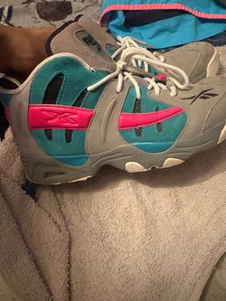 Reebok Sneakers Gray Teal Pink rail