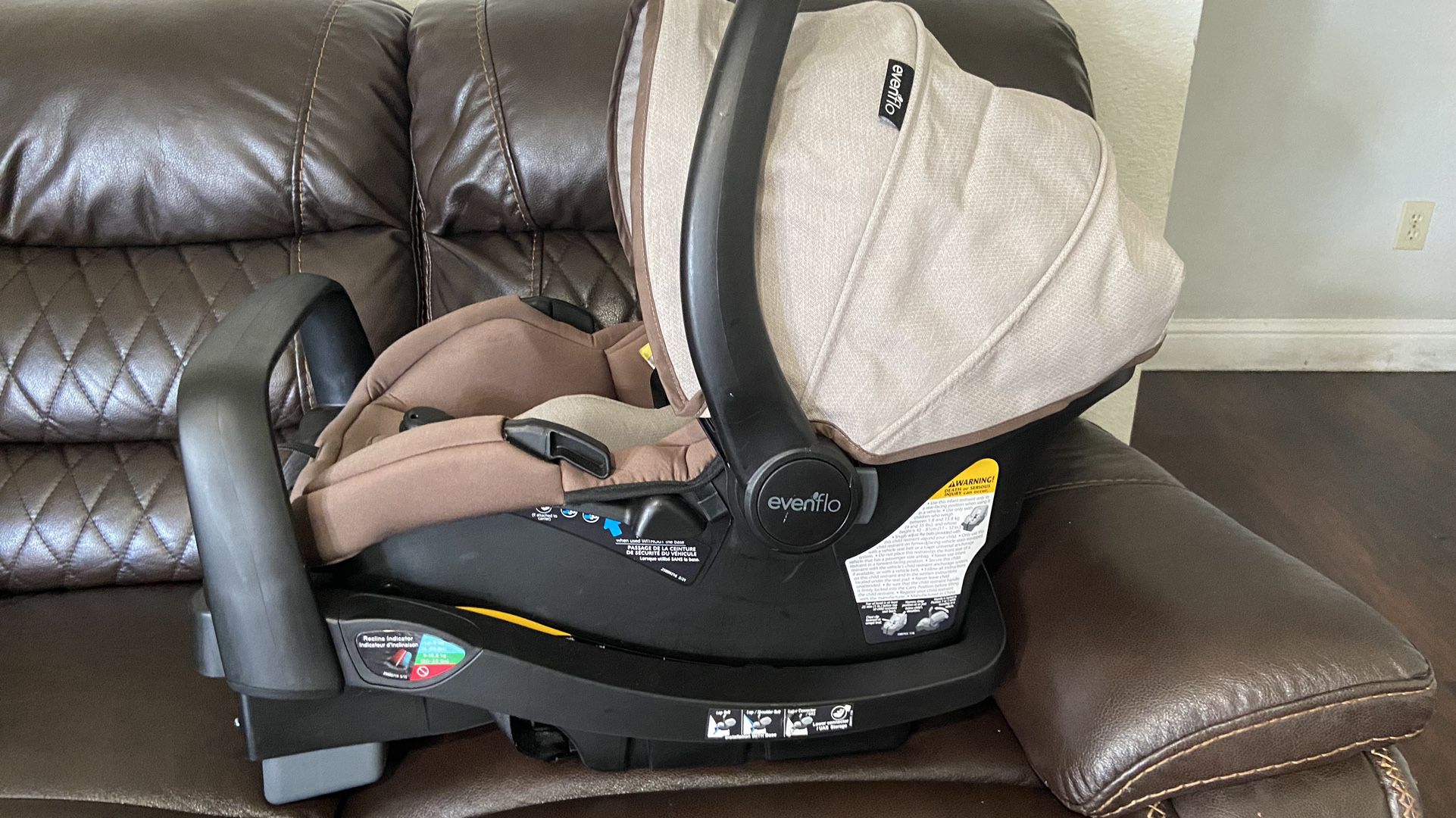 EvenFlo Car seat With Base 
