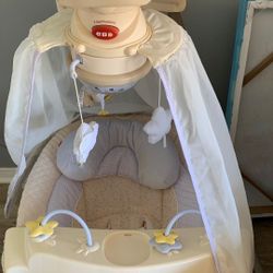 Fisher price starlight papasan cradle swing yellow and periwinkle colors