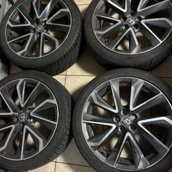 Toyota Corolla Wheels
