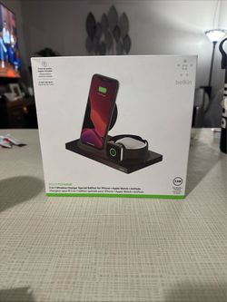 Belkin 3-in-1 Wireless Charger for Apple Devices w/AC  Black WIZ001auBK