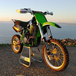 2001 KX85