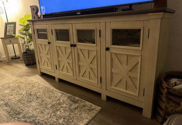 Bolanburg 74” Tv stand (Ashley’s furniture)