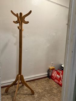 Wooden Freestanding Coat Rack / Hall Tree
