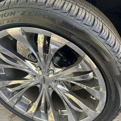 23 Inch Chevy 6 Lug Wheels With 5 Good Tiers