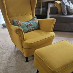 Wing chair with Ottoman