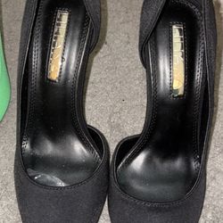 BLACK HEELS
