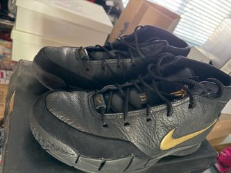 Kobe 1’s “Mamba day” Size 11
