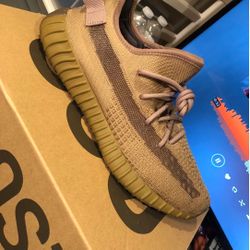 Yeezy boost 350 v2 Earth Size 11.5 NO TRADE 