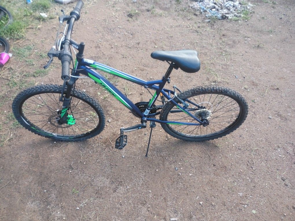 Huffy 24 Inch Bicycle 60.00