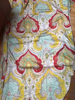 Echo Shower curtain