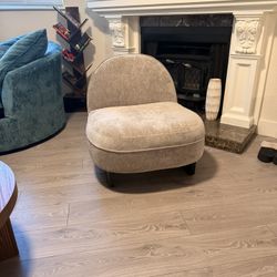 Alaan Modern Sherpa Slipper Chair (Brand New)