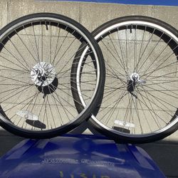 26” Beach Cruiser Ales Wheels 7 Speeds The Rims Is Used The TiresTubes Is New $100