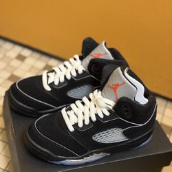 Air Jordan 5 Retro OG - "Black Metallic Reimagined"