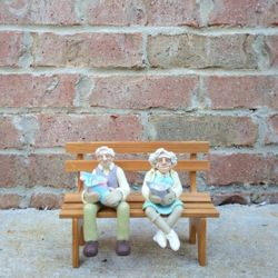 Vintage D. Manning Grandparents/Grandchildren Shelf Sitters/Bench 