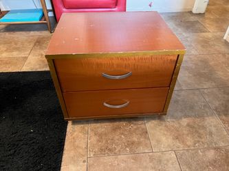 Low Dresser/Drawers