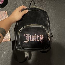 BUNDLE Juicy Couture, Guess, Bebe Purses And Bags