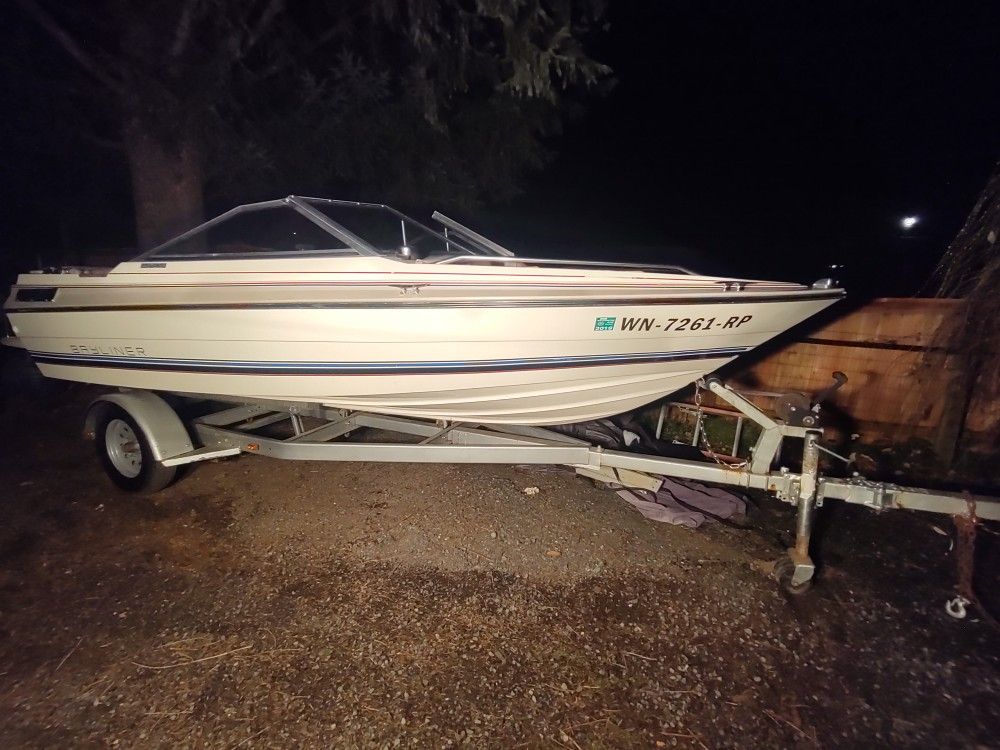 Bayliner Capri