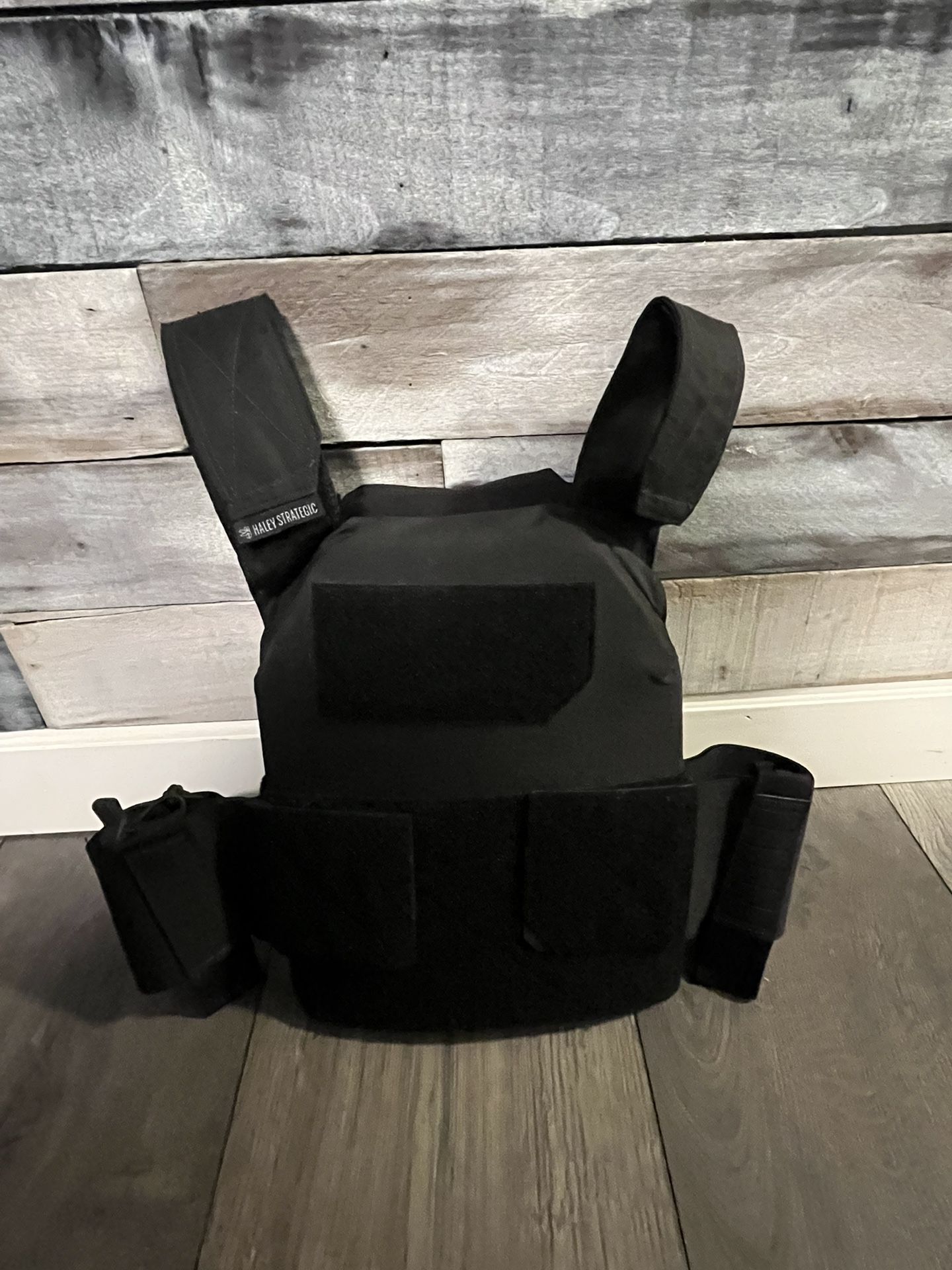 Body Armor Plate Carrier Bulletproof Vest Haley Strategic