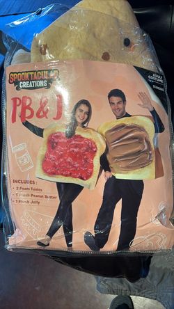 costume