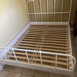 White Bed Frame Queen Size