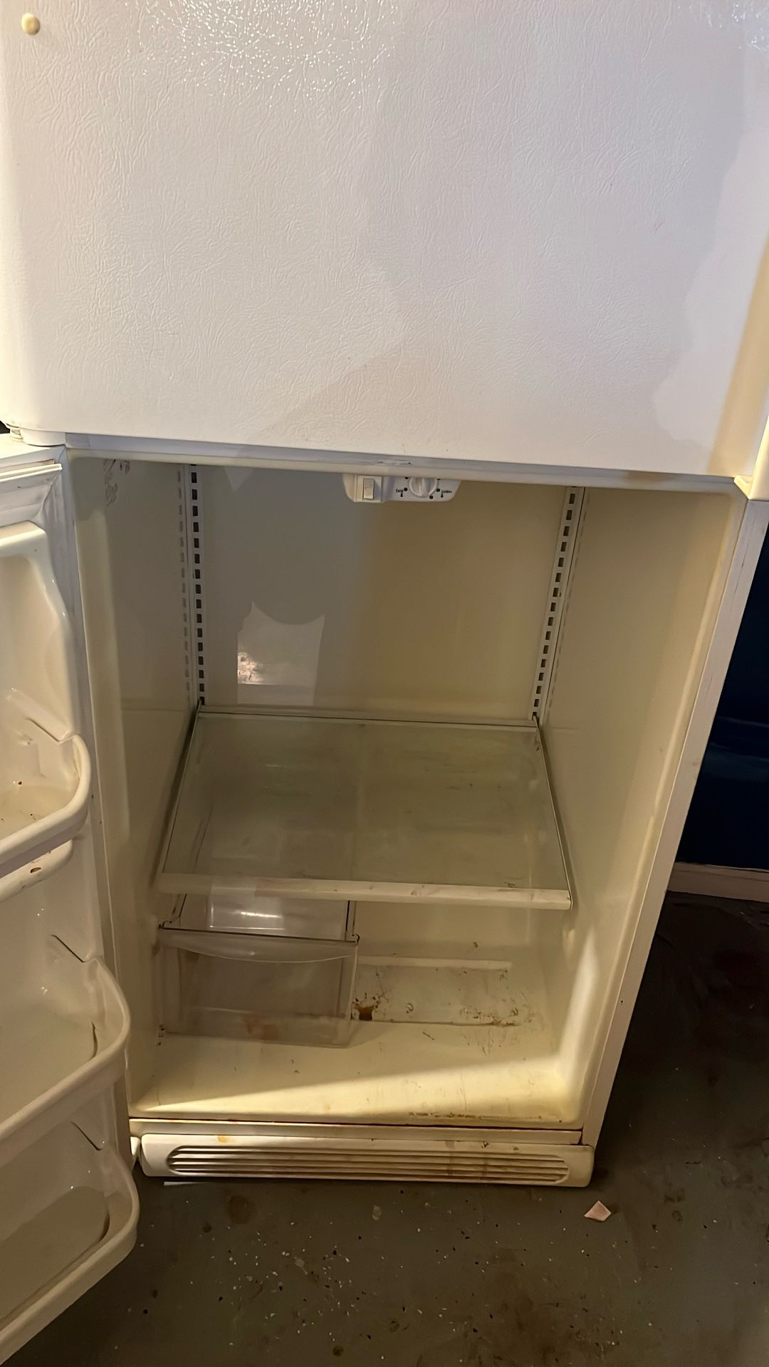 Kenner Refrigerator